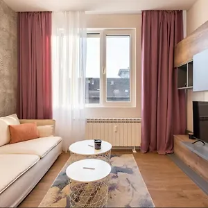 Apartamento Stylish 1bdr, Sofía